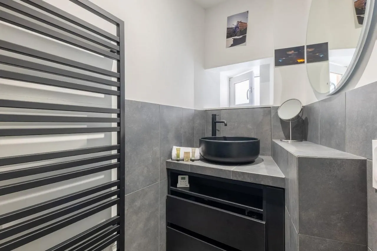 Appartement Des Capucins - Welkeys Lyon 0*,